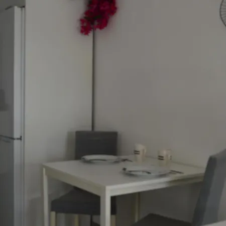 Lava Nomad * Puerto del Carmen (Lanzarote)